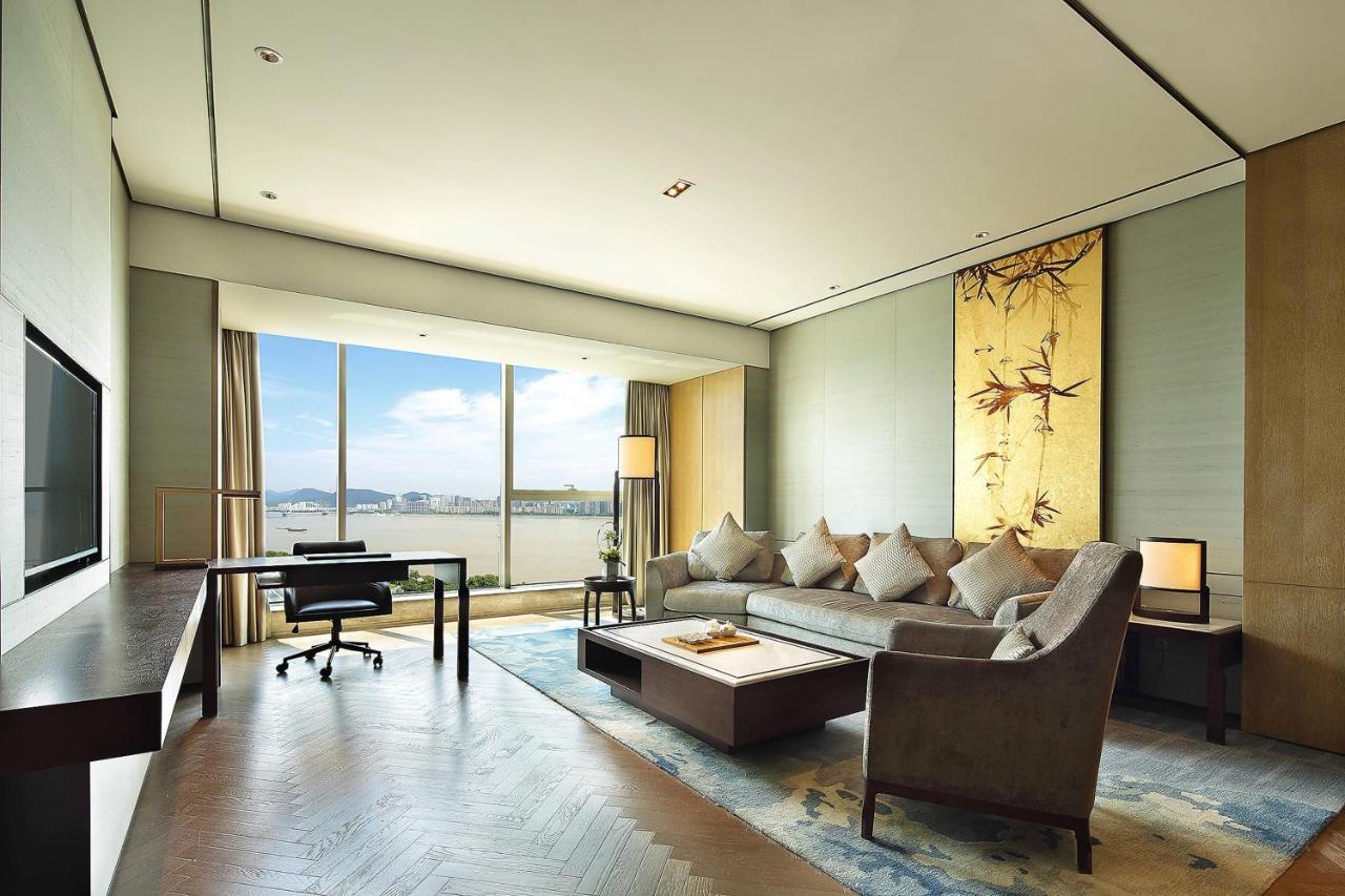 Sheraton Grand Hangzhou Binjiang Hotel Экстерьер фото
